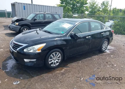 2015 Nissan Altima 2.5 S из США, поврежденный, VIN 1N4AL3AP5FN402526